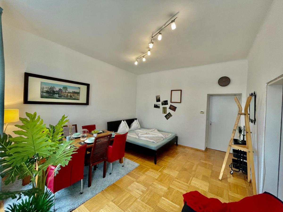 וינה Nice Apartment Close To City Center מראה חיצוני תמונה