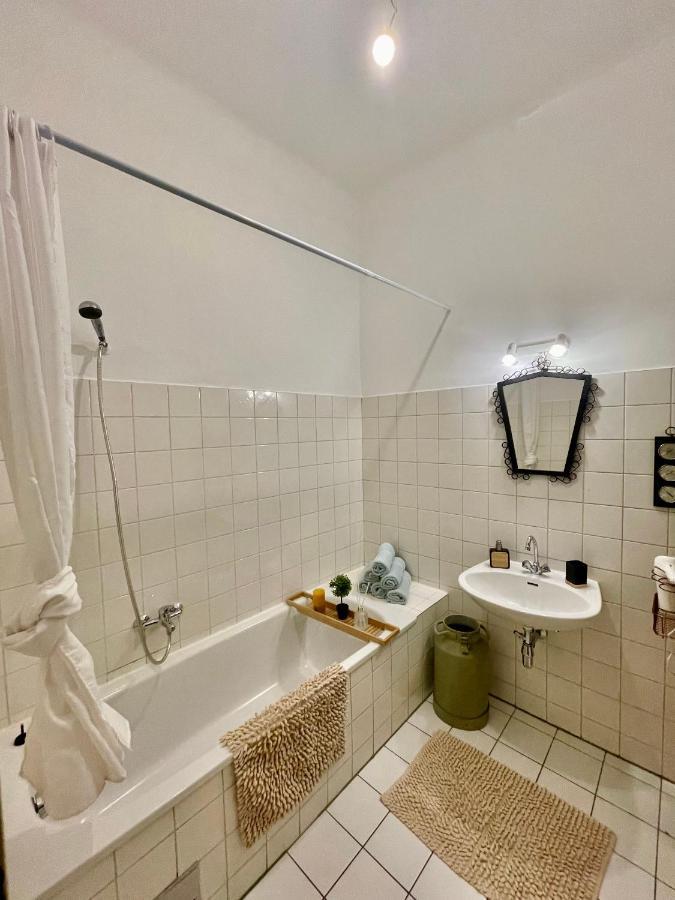 וינה Nice Apartment Close To City Center מראה חיצוני תמונה